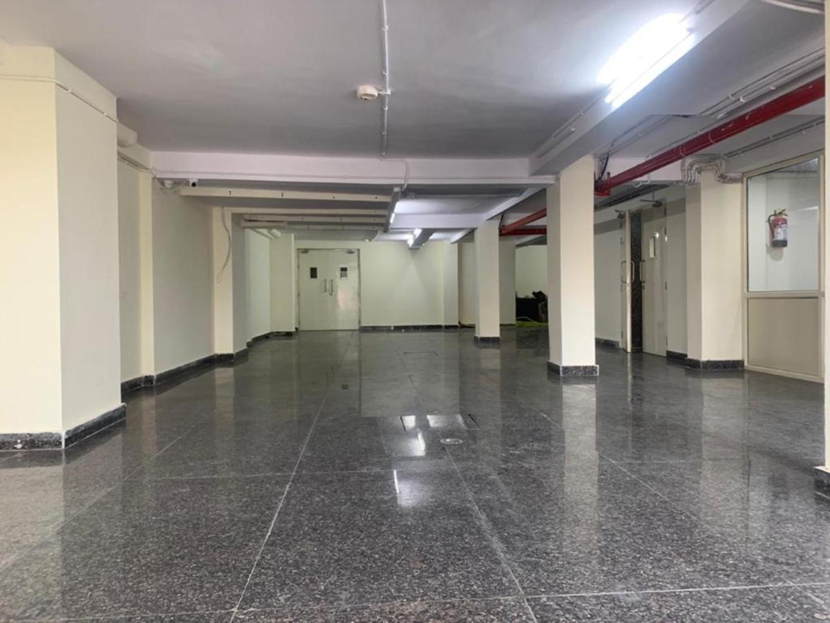 Hotel Yellow Saffron Дели Экстерьер фото
